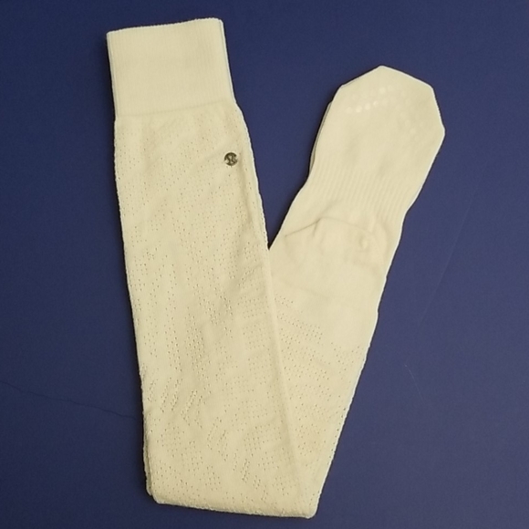 Lululemon savasana socks - Picture 6 of 8